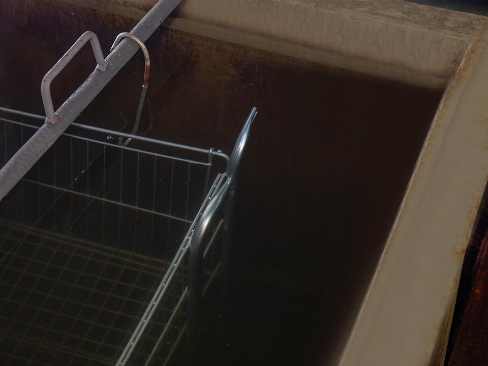 Carrinhos de supermercado com acabamento zincado