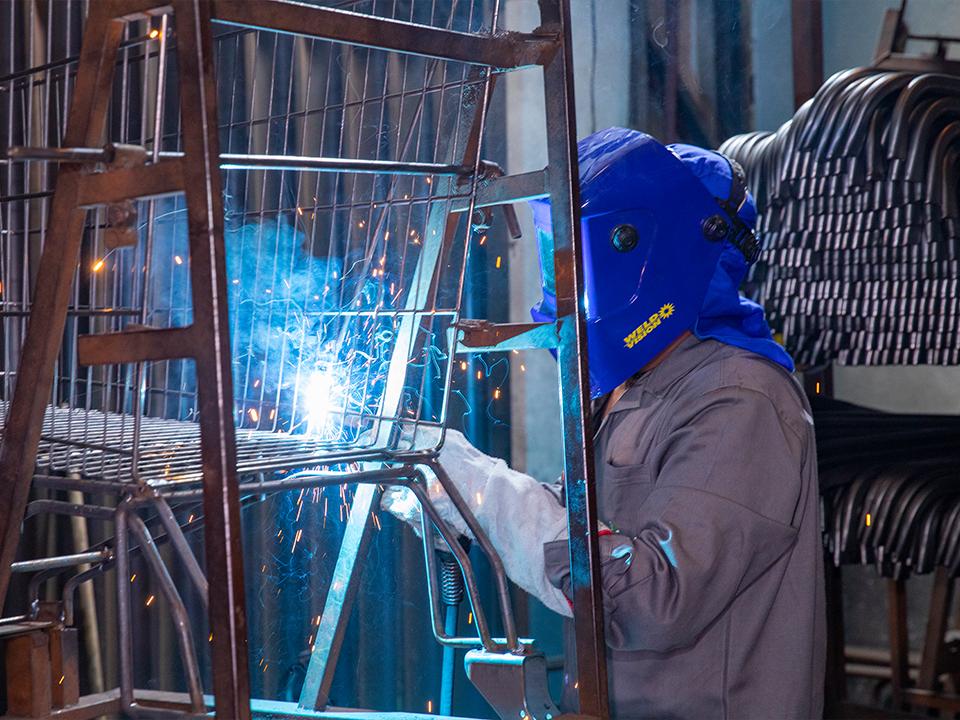 Fábrica de carrinhos de supermercado em Minas Gerais